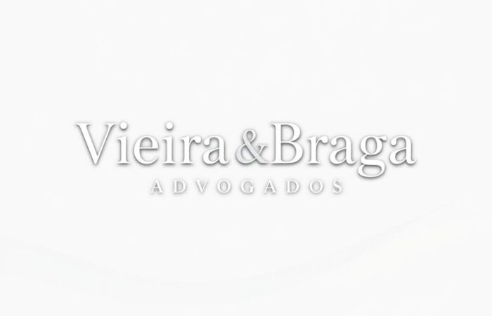 como contratar advogado