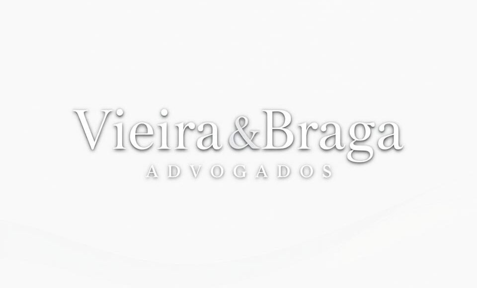 como contratar advogado