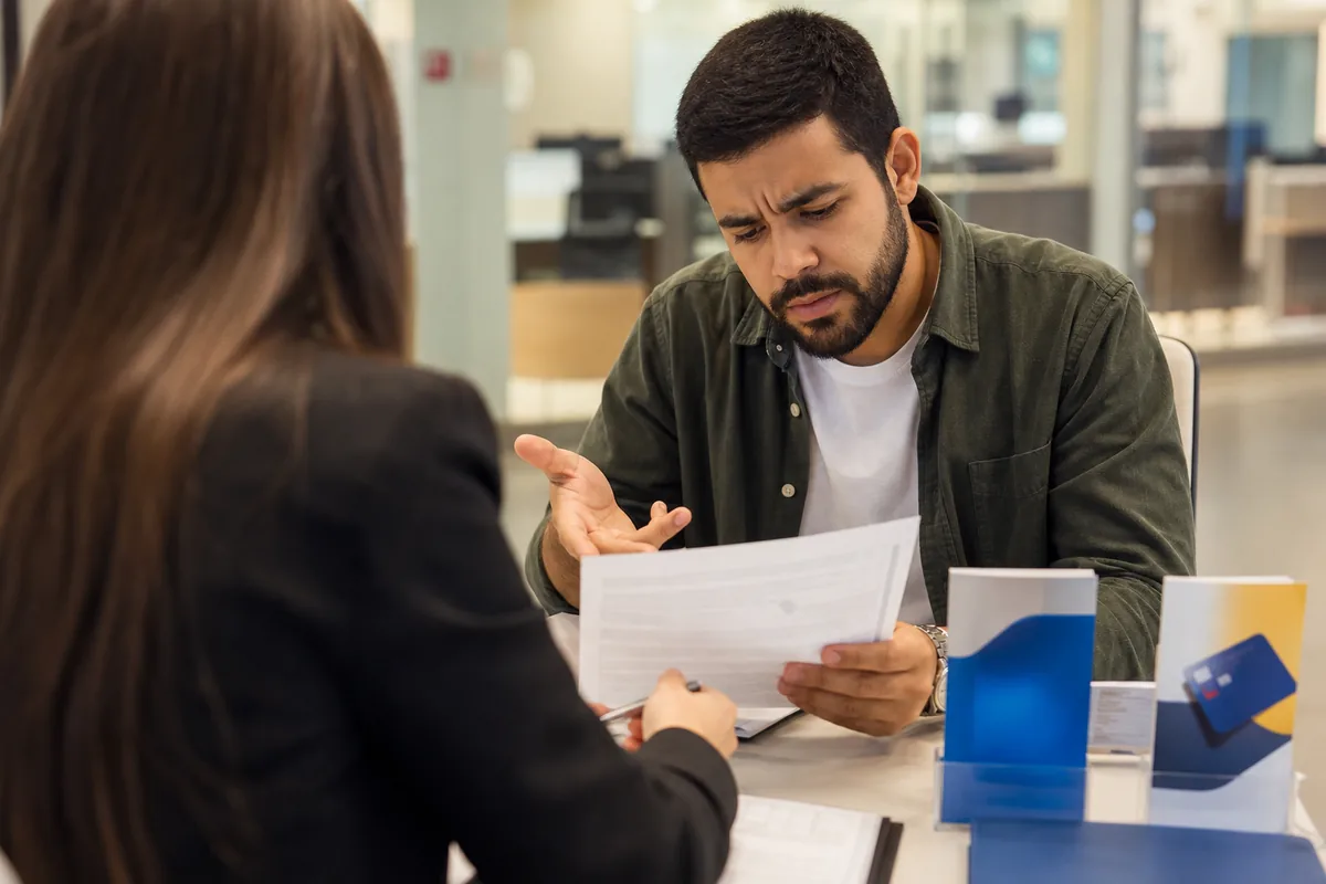 Consumidor questiona possível venda casada no financiamento